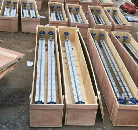 ub玻璃板液位計(jì)產(chǎn)品圖